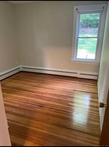 350 Center Street 2nd Floor, Manchester, CT 06040