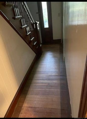 350 Center Street 2nd Floor, Manchester, CT 06040