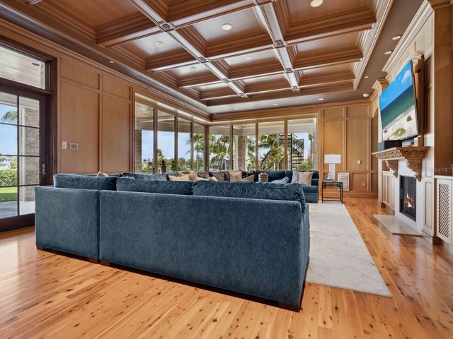 1423 HILLVIEW DRIVE, Sarasota, FL 34239