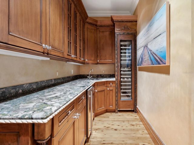 1423 HILLVIEW DRIVE, Sarasota, FL 34239