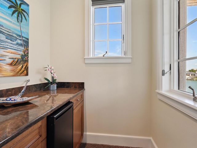 1423 HILLVIEW DRIVE, Sarasota, FL 34239