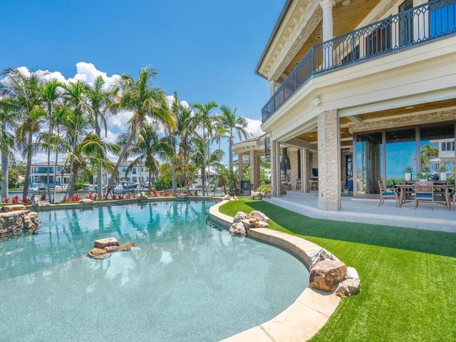 1423 HILLVIEW DRIVE, Sarasota, FL 34239