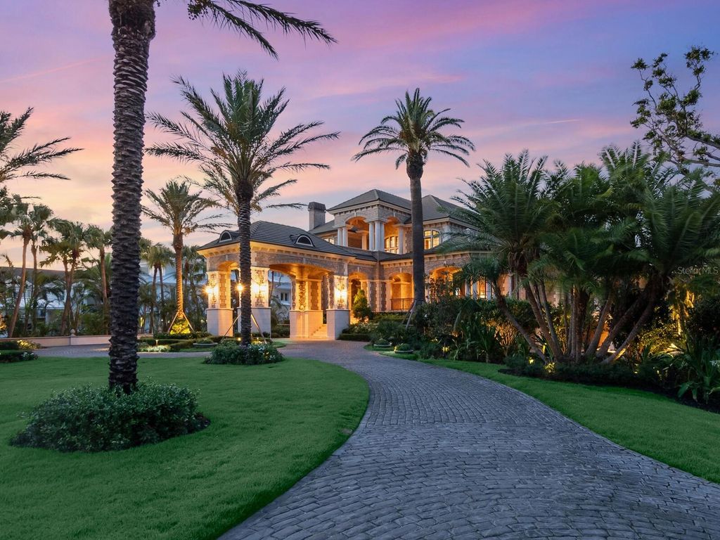 Image 6 of property listing at 1423 HILLVIEW DRIVE, Sarasota, FL 34239