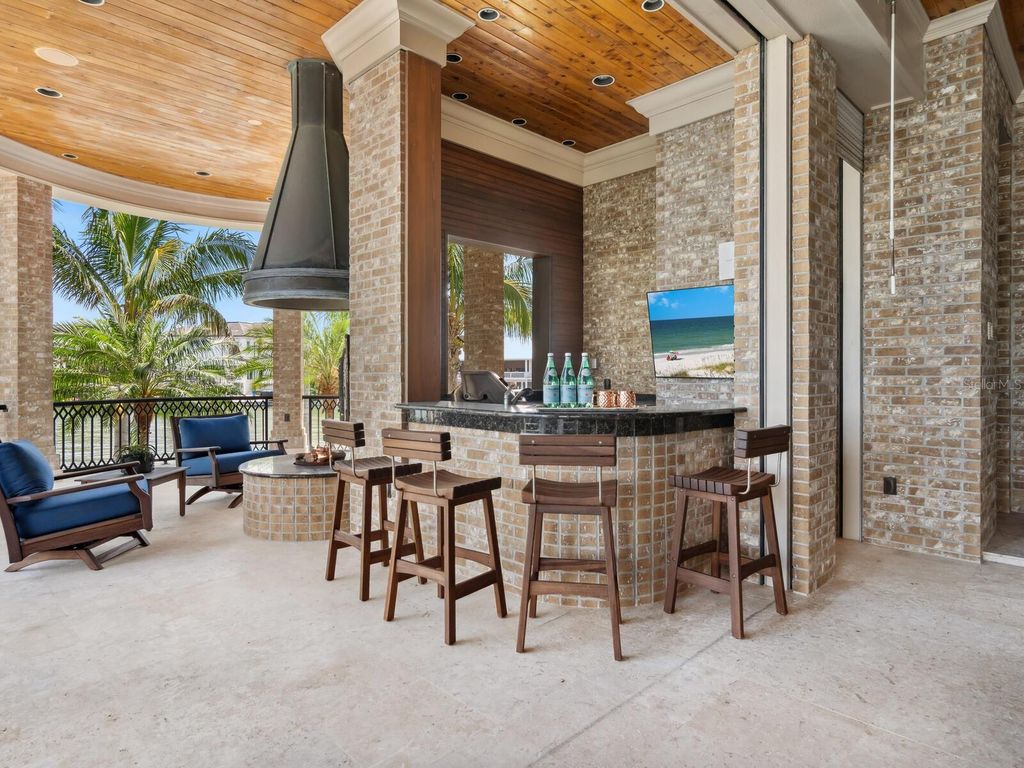 Image 59 of property listing at 1423 HILLVIEW DRIVE, Sarasota, FL 34239