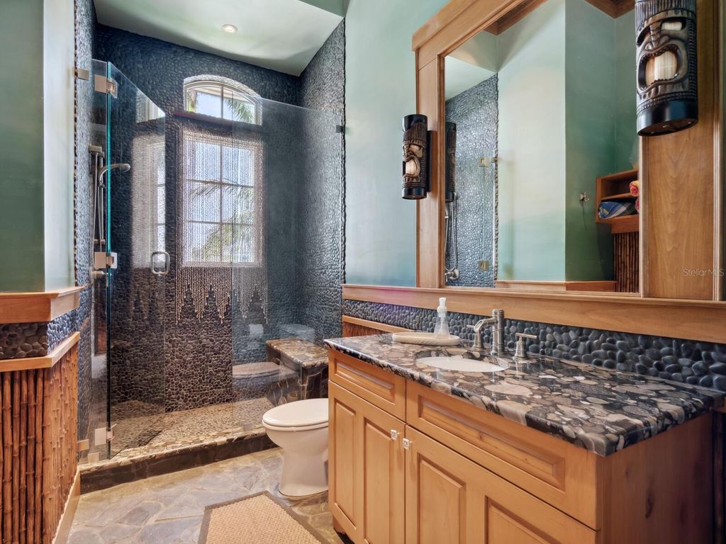 Image 61 of property listing at 1423 HILLVIEW DRIVE, Sarasota, FL 34239