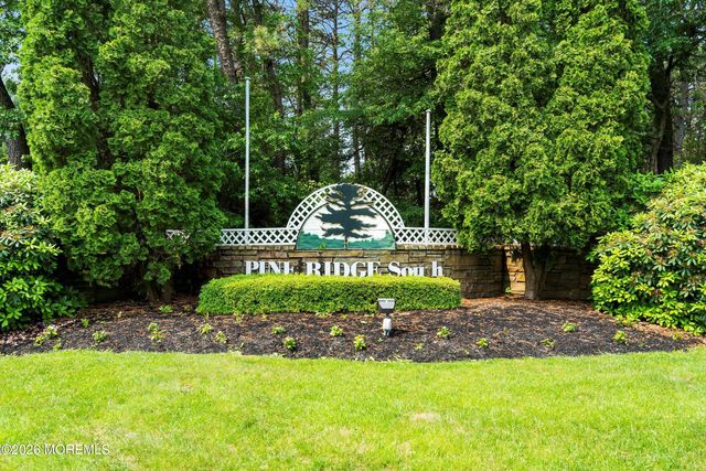 536 Momosa Way, Whiting, NJ 08759