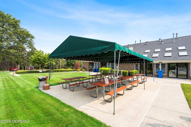 536 Momosa Way, Whiting, NJ 08759