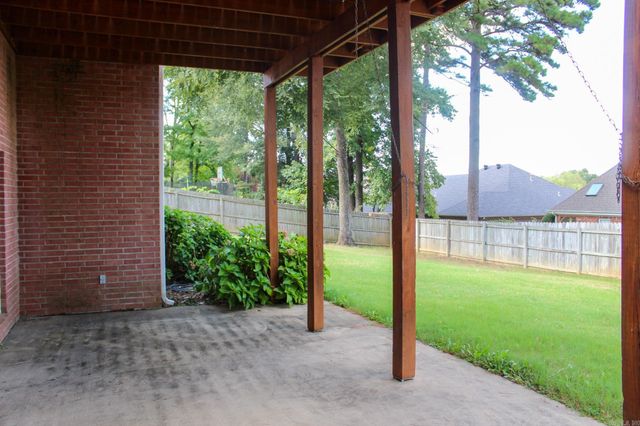 706 Pin Oak Drive, Searcy, AR 72143