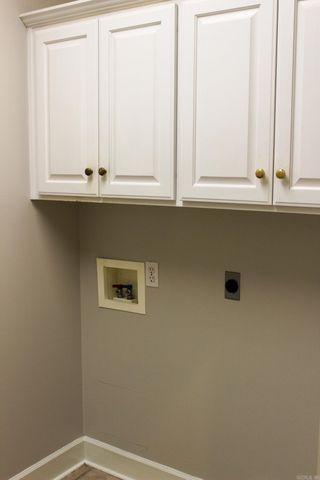 706 Pin Oak Drive, Searcy, AR 72143