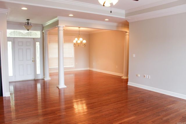 706 Pin Oak Drive, Searcy, AR 72143