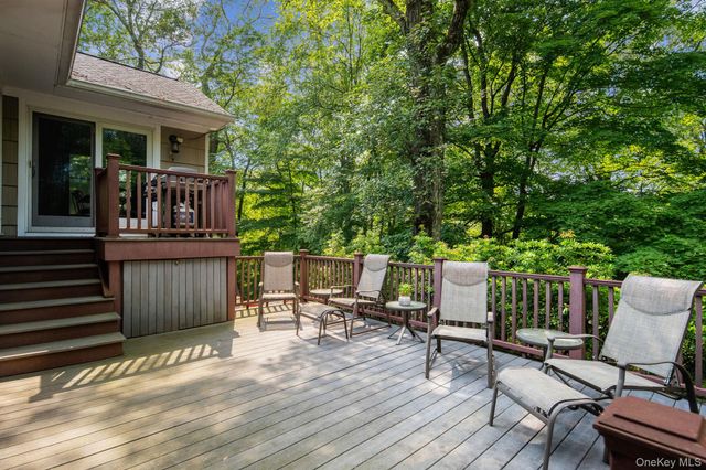 39 Mayberry Road, Chappaqua, NY 10514