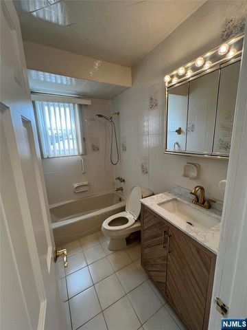 52 Van Riper Avenue 1st Floor, Elmwood Park, NJ 07407