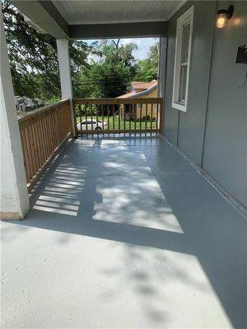 4444 OLIVE Street, Kansas City, MO 64130