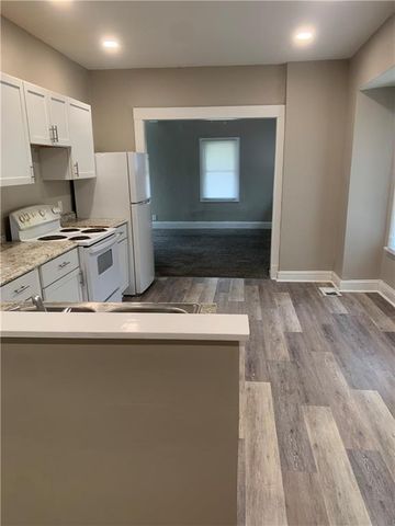 4444 OLIVE Street, Kansas City, MO 64130