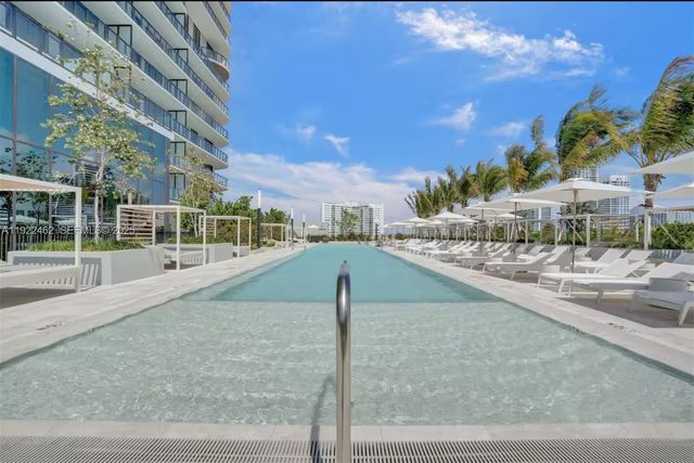 580 72nd St 1513, Miami Beach, FL 33141