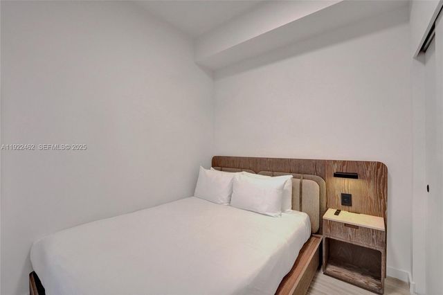 580 72nd St 1513, Miami Beach, FL 33141