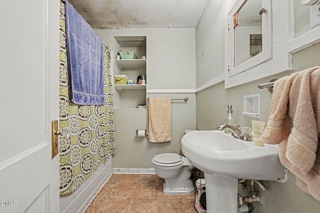 916 Englewood Avenue, Durham, NC 27701