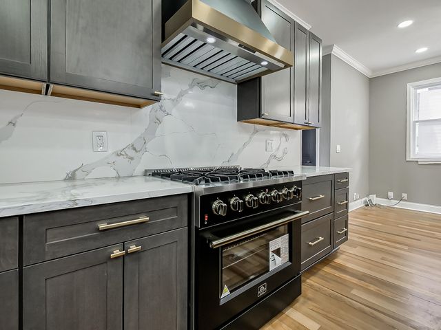 2431 Lothrop Street, Detroit City, MI 48206