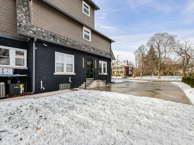 2431 Lothrop Street, Detroit City, MI 48206