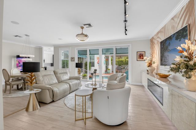 5656 NW 40th Avenue, Boca Raton, FL 33496