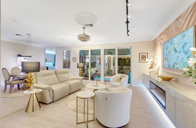 5656 NW 40th Avenue, Boca Raton, FL 33496