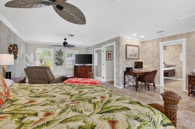 5656 NW 40th Avenue, Boca Raton, FL 33496