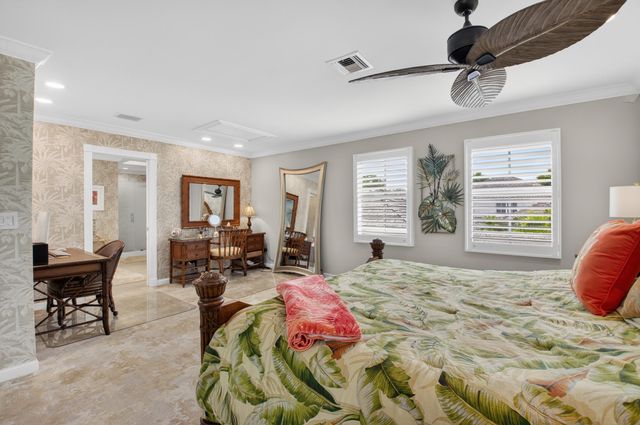 5656 NW 40th Avenue, Boca Raton, FL 33496