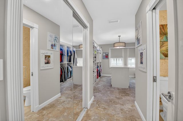 5656 NW 40th Avenue, Boca Raton, FL 33496