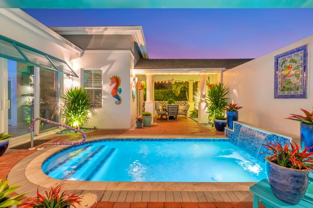 5656 NW 40th Avenue, Boca Raton, FL 33496