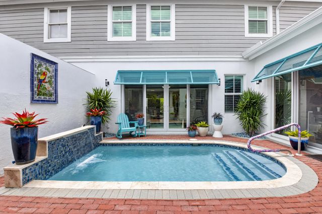 5656 NW 40th Avenue, Boca Raton, FL 33496