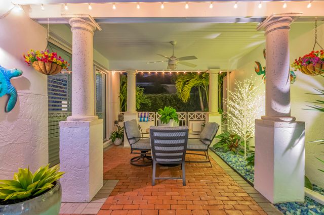 5656 NW 40th Avenue, Boca Raton, FL 33496
