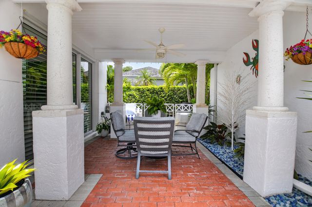 5656 NW 40th Avenue, Boca Raton, FL 33496