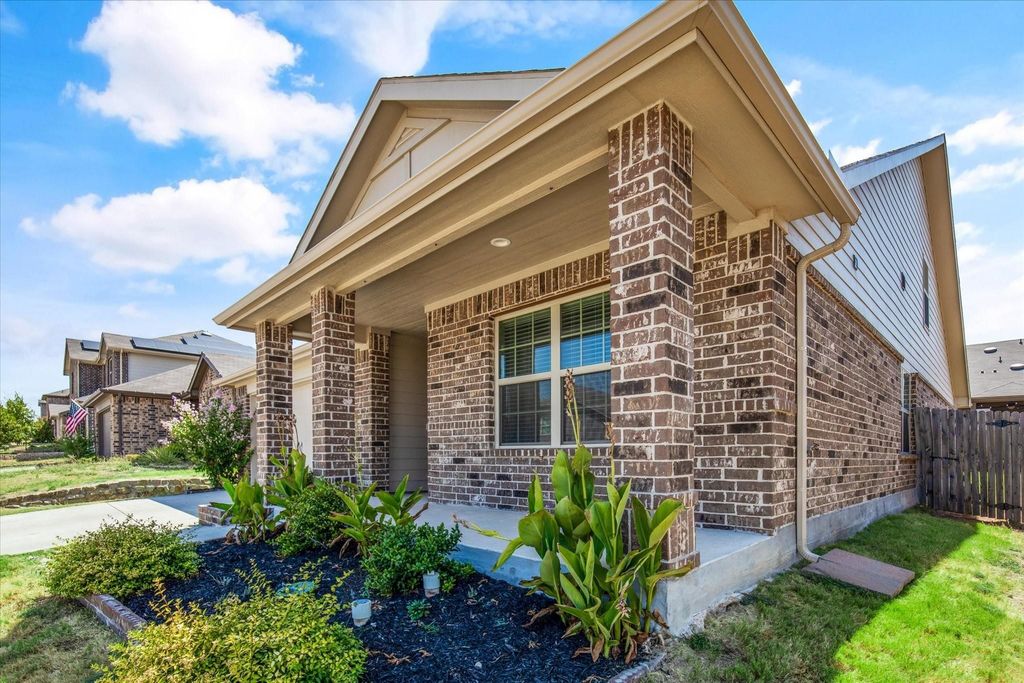 2929 Spotted Fawn Drive, Fort Worth, TX 76108 — photo 4