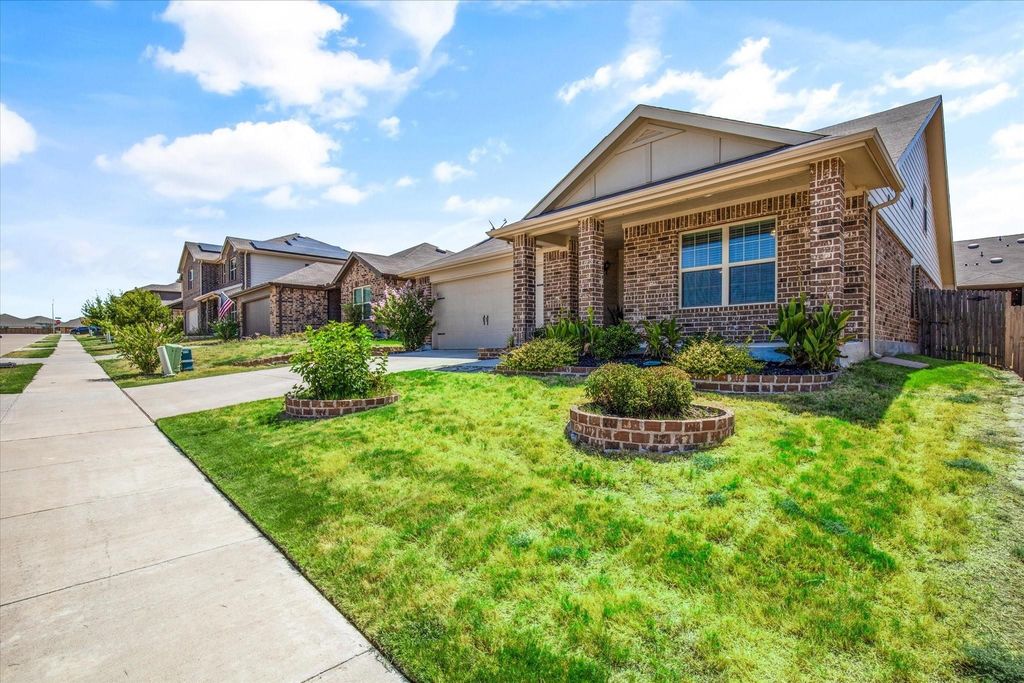 2929 Spotted Fawn Drive, Fort Worth, TX 76108 — photo 5