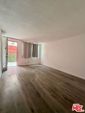 4848 Elmwood Avenue Unit 3, Los Angeles, CA 90004