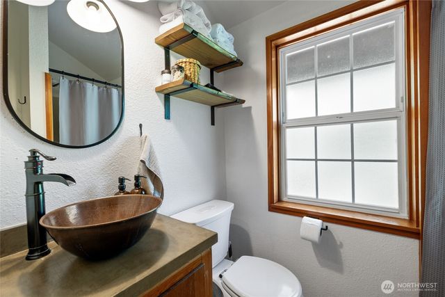 31724 31728 558th Street E, Ashford, WA 98304