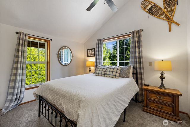 31724 31728 558th Street E, Ashford, WA 98304