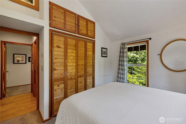 31724 31728 558th Street E, Ashford, WA 98304