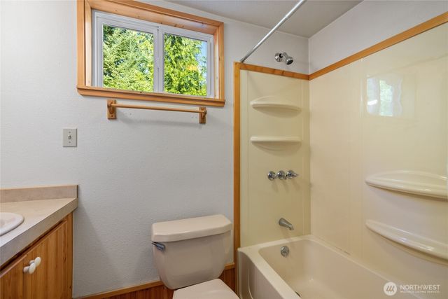 31724 31728 558th Street E, Ashford, WA 98304