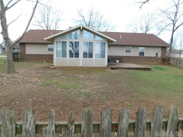 315 Magness Drive, Gassville, AR 72635