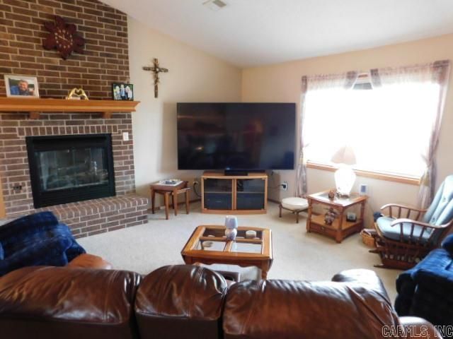 315 Magness Drive, Gassville, AR 72635