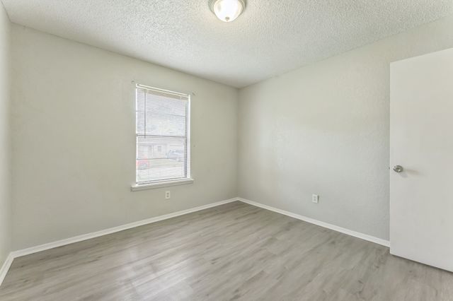 5921 Sea Breeze Lane, Fort Worth, TX 76135