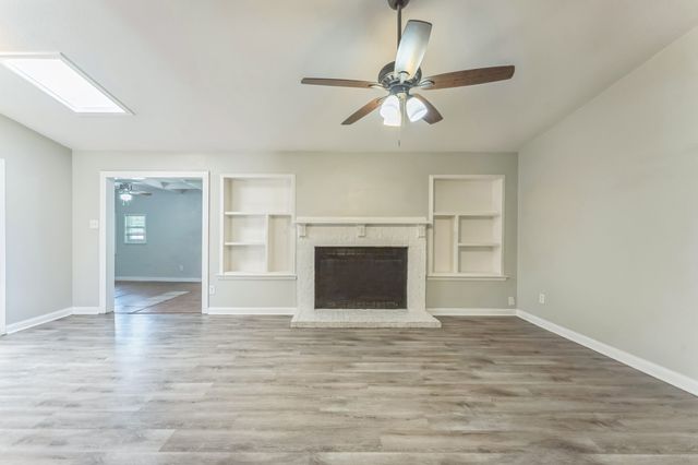 5921 Sea Breeze Lane, Fort Worth, TX 76135