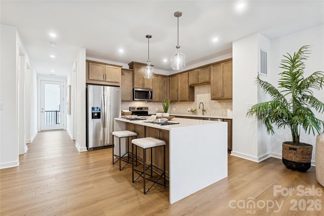 7228 Westrow Avenue 29, Charlotte, NC 28278