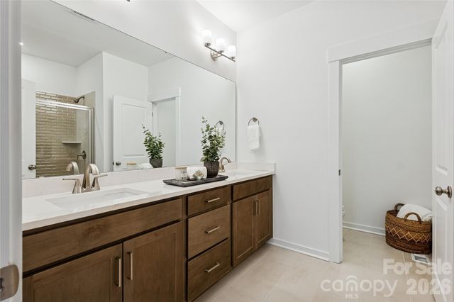 7228 Westrow Avenue 29, Charlotte, NC 28278