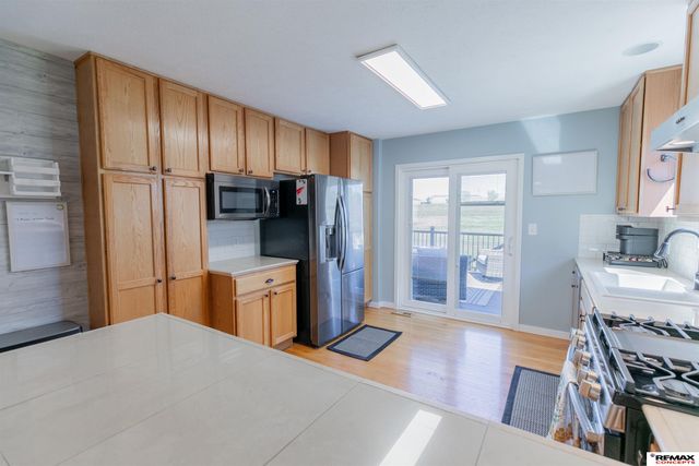 7410 Helen Witt Drive, Lincoln, NE 68512