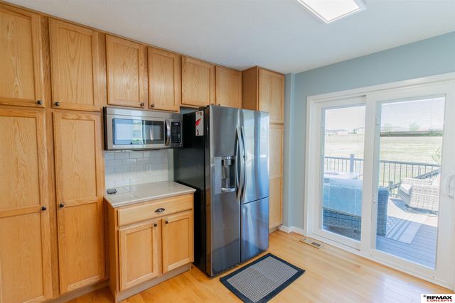 7410 Helen Witt Drive, Lincoln, NE 68512