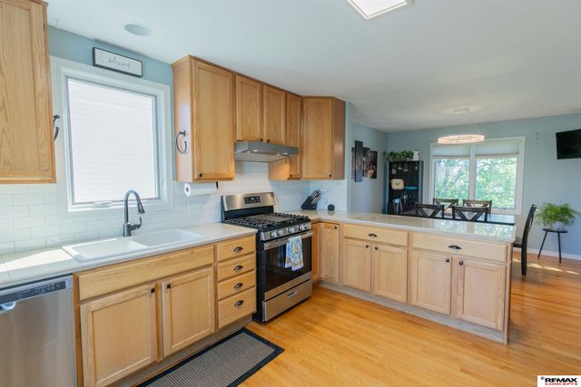 7410 Helen Witt Drive, Lincoln, NE 68512