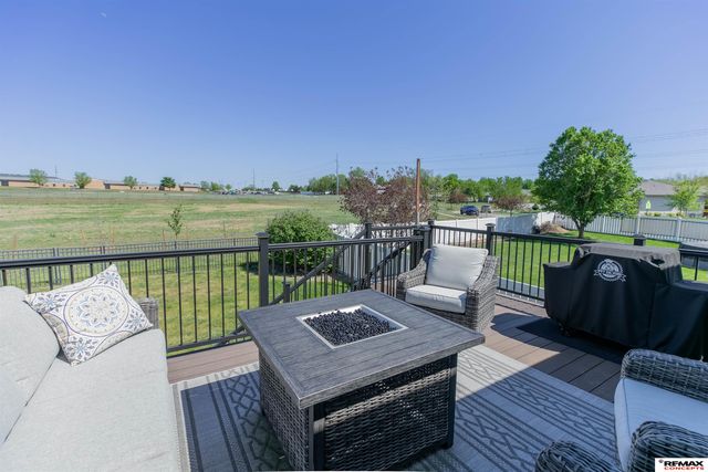7410 Helen Witt Drive, Lincoln, NE 68512