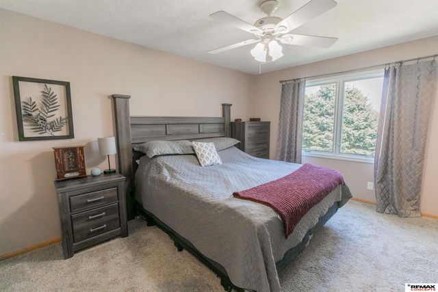 7410 Helen Witt Drive, Lincoln, NE 68512